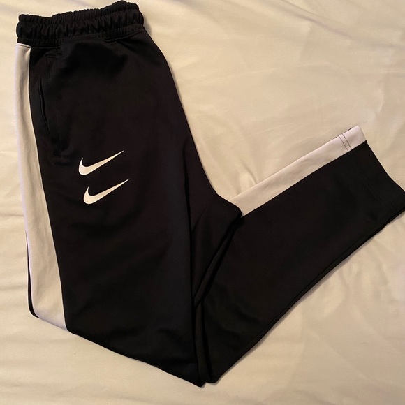 nike swoosh polyknit joggers